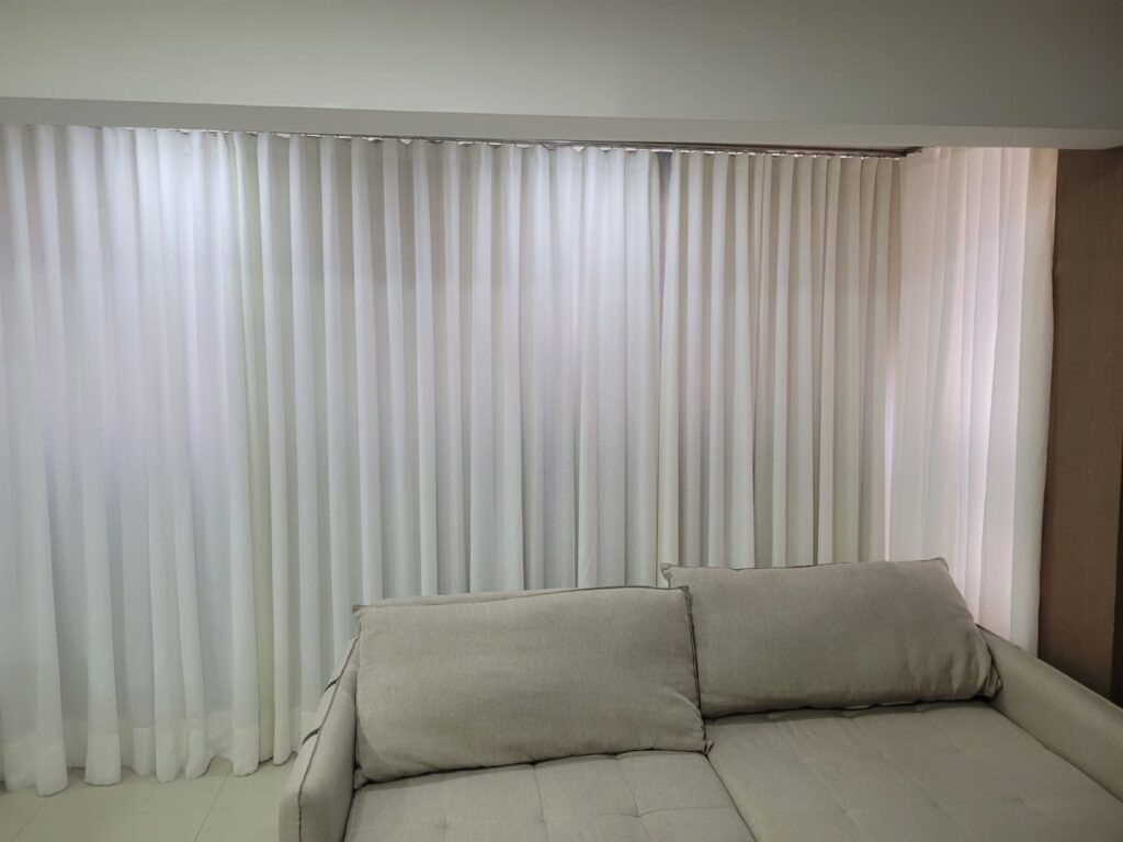 SERVIÇOS DE CORTINAS E PERSIANAS
 LIMPEZA
MANUTEÇÃO
INSTALAÇÃO 
